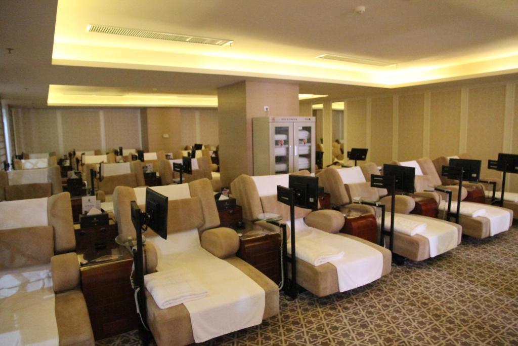 Water Way Hotel กวางโจว ภายนอก รูปภาพ